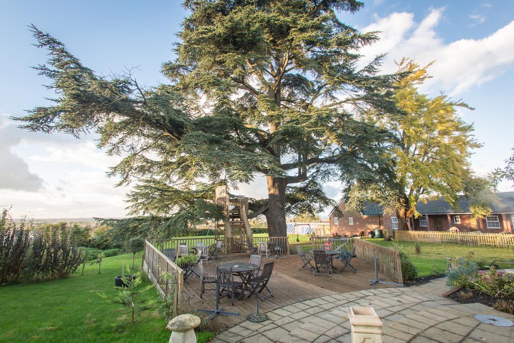 The Chalford House Hotel Westbury  Exterior photo